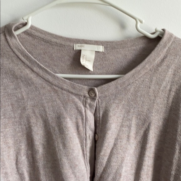 H&M Cardigan - Picture 2 of 2